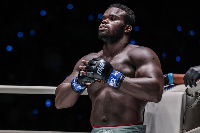 Jagoan kelas berat MMA ONE Championship asal Senegal, Oumar Kane alias Reug Reug.