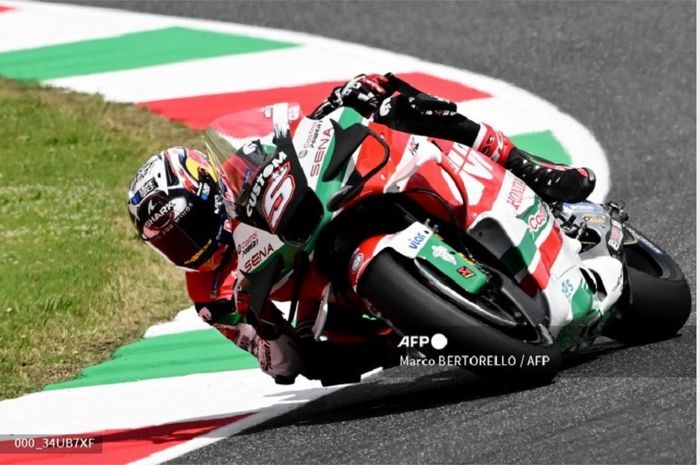 Pembalap LCR Honda, Johann Zarcp