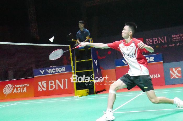 Tunggal putra Indonesia, Richie Duta Richardo, saat tampil pada semifinal Kejuaraan Asia Junior 2024 di GOR Amongrogo, Yogyakarta, 6 Juli 2024.