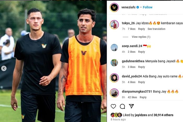 Bek Timnas Indonesia Jay Idzes (kiri) ikut menjalani latihan perdana bersama tim asal Italia, Venezia FC, Minggu (7/7/2024).