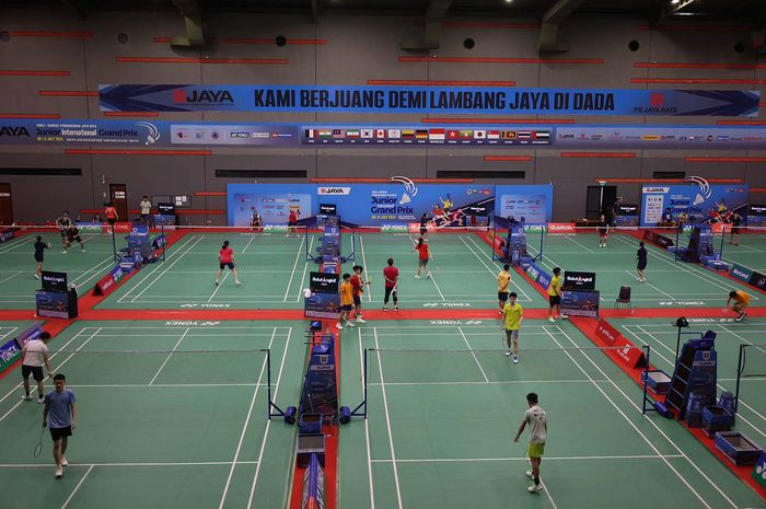  Perkumpulan Bulu Tangkis (PB) Jaya Raya bersiap menjadi tuan rumah Yonex Sunrise Pembangunan Jaya Raya Junior International Grand Prix 2024 di GOR PB Jaya Raya Bintaro, Tangerang Selatan, Banten, pada 9-14 Juli.