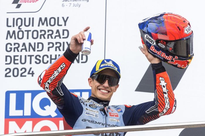 Pembalap Gresini, Marc Marquez, merayakan podium kedua MotoGP Jerman 2024 di Sachsenring, Minggu (7/7/2024).