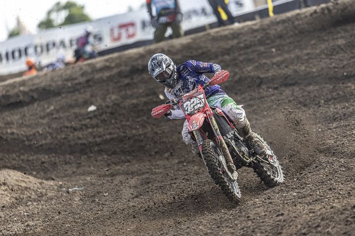 Crosser binaan PT Astra Honda Motor (AHM), Delvintor Alfarizi, kembali meraih poin dalam MXGP Lombok seri kedua di Indonesia, Minggu (7/7/2024) di Sirkuit Selaparang, Lombok, Nusa Tenggara Barat.