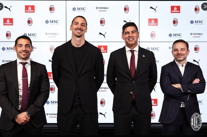 Hubungan pelatih AC Milan, Paulo Fonseca (kedua dari kanan), dengan Zlatan Ibrahimovic dikabarkan sudah tidak harmonis. 