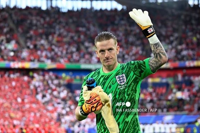 Kiper Timnas Inggris, Jordan Pickford, berhasil membawa timnya ke semifinal Euro 2024 usai menang adu penalti lawan Swiss.