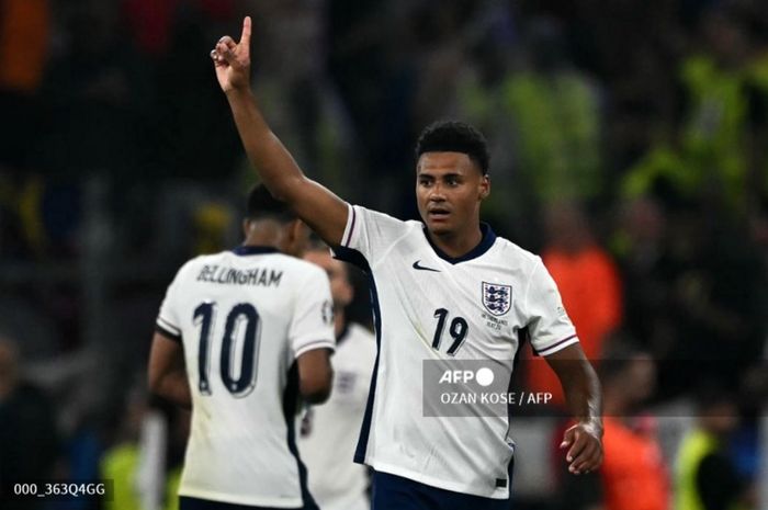 Ollie Watkins menjadi pahlawan Timnas Inggris usai golnya di menit terakhir laga semifinal Euro 2024 kontra Timnas Belanda membawa The Three Lions ke final.