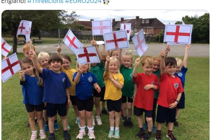 Murid-murid Sekolah Dasar di Inggris siap mendukung The Three Lions di final Euro 2024.