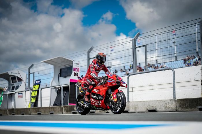 Francesco Bagnaia bertekad kembali naik podium di MotoGP Spanyol 2025 demi mengejar Marc Marquez di puncak klasemen.
