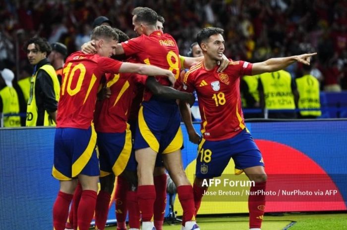 Timnas Spanyol berhasil menjadi juara Euro 2024 usai mengalahkan Inggris 2-1 di laga final.