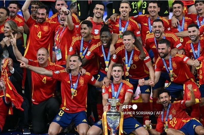 Timnas Spanyol kembali menjadi juara Piala Eropa setelah sukses menundukkan Inggris 2-1 di final Euro 2024, Minggu (14/7/2024) atau Senin dini hari WIB.