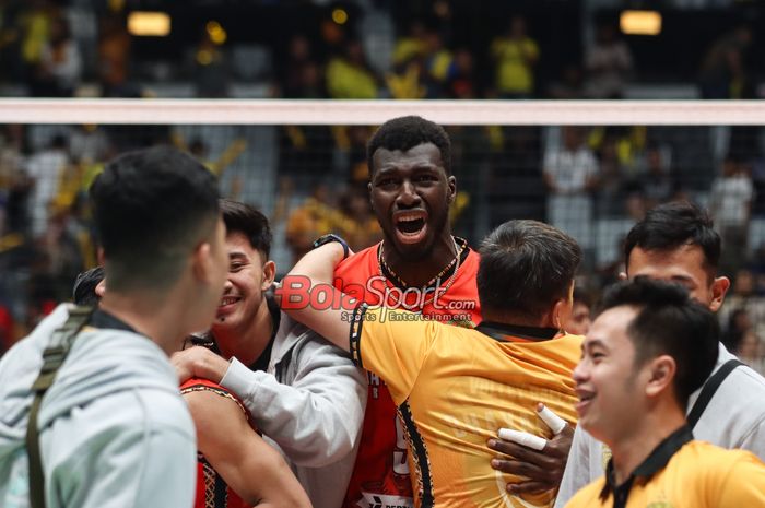 Pemain Jakarta Bhayangkara Presisi, Noumory Kieta, sedang melakukan selebrasi saat bertanding di Indonesia Arena, Senayan, Jakarta, Minggu (21/7/2024) malam.