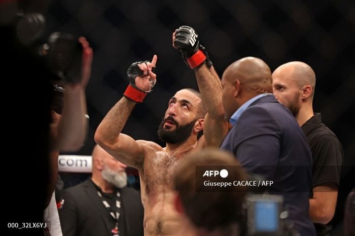 Petarung kelas welter, Belal Muhammad akan menghadapi pertandingan gelar pertamanya melawan Leon Edwards pada UFC 304 yang digelar Co-op Live Arena, Manchester, Inggris