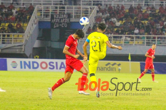 Suasana pertandingan semifinal ASEAN Cup U-19 2024 antara Timnas U-19 Indonesia melawan Timnas U-19 Malaysia.