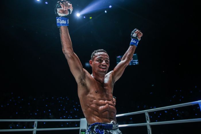 Penantang ranking 3 kelas bantam Muay Thai ONE Championship, Felipe Lobo, akan tampil di ONE Fight Night 24 pada Sabtu (3/8/2024) di Bangkok.