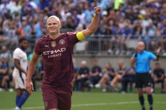 Erling Haaland cetak hattrick, Man City akhiri paceklik kemenangan pramusim dengan menekuk Chelsea di Ohio Stadium, Columbus (3/8/2024).