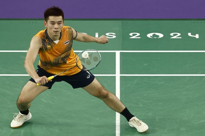 Pebulu tangkis tunggal putra Thailand, Kunlavut Vitidsarn, melaju ke babak kedua Denmark Open 2024