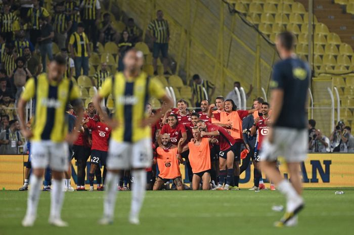 Mimpi Fenerbahce lolos ke Liga Champions bersama Jose Mourinho hancur secara menyakitkan akibat gol penalti menit ke-118 saat menghadapi Lille di Istanbul (13/8/2024).