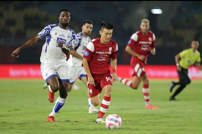 Persis Solo Vs PSIS Semarang 