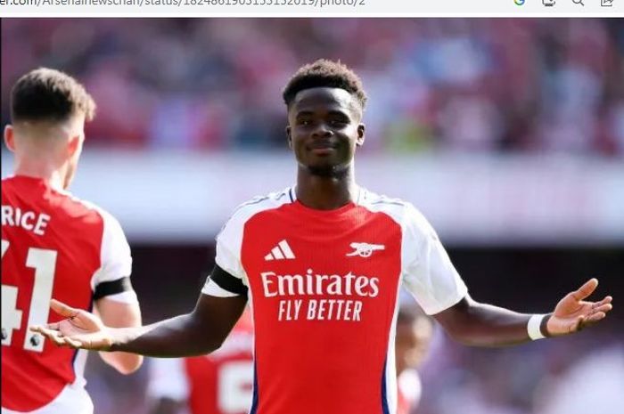 Winger Arsenal, Bukayo Saka, disamakan Mikel Arteta dengan kapten Timnas Argentina, Lionel Messi.