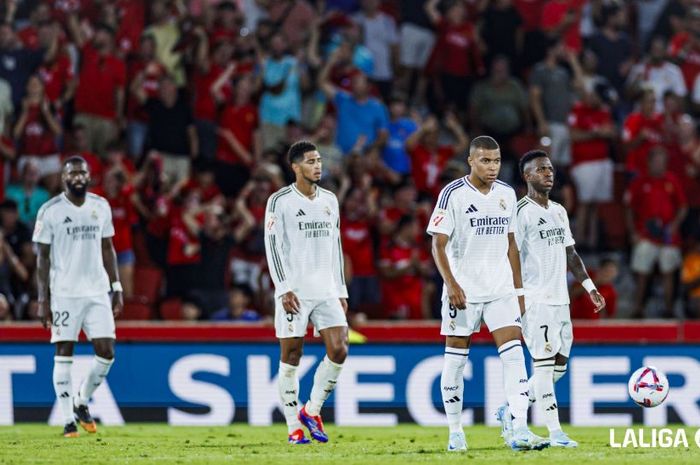 Ekspresi lesu para pemain Real Madrid setelah gawang mereka dibobol oleh RCD Mallorca pada pekan perdana Liga Spanyol 2024-2025 di Estadi Mallorca San Moix, Minggu (18/8/2024).