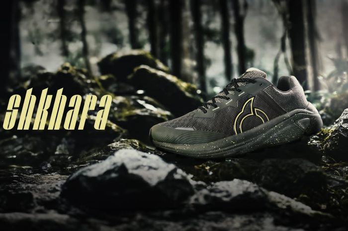 Shkhara merupakan sepatu Ortuseight Running pertama yang menggunakan teknologi Vibram.