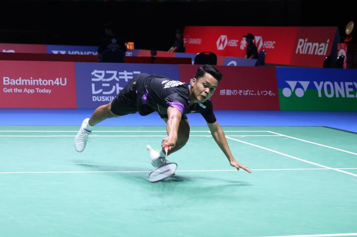 Pebulu tangkis tunggal putra Indonesia, Anthony Sinisuka Ginting, pada babak pertama Japan Open 2024 di Yokohama Arena, Selasa (20/8/2024).