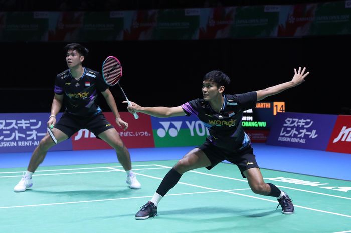 Pasangan ganda putra Indonesia, Muhammad Shohibul Fikri/Daniel Marthin, pada babak pertama Japan Open 2024 di Yokohama Arena, Rabu (21/8/2024).