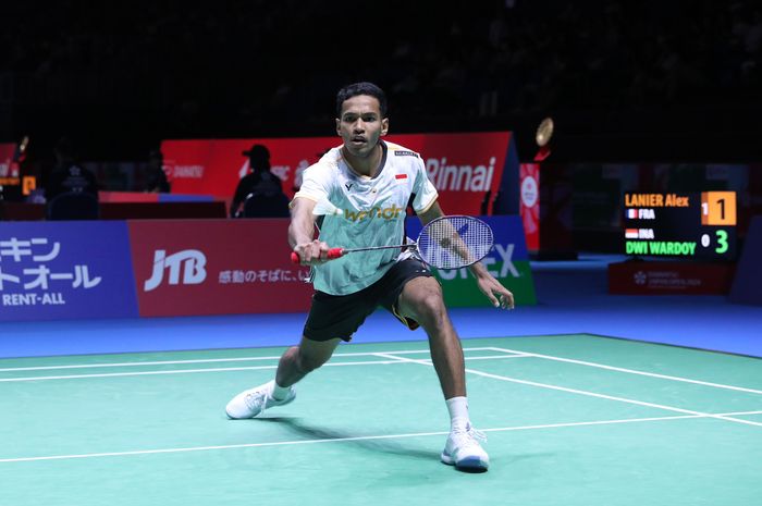 Tunggal putra Indonesia, Chico Aura Dwi Wardoyo saat bertemu Alex Lanier (Prancis) pada babak 16 besar Japan Open 2024 di Yokohama Arena, Kanagawa, Jepang, Kamis (22/8/2024).