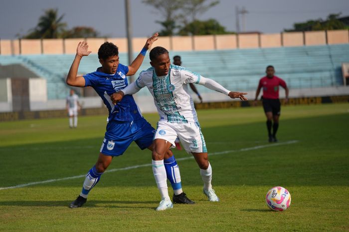 Suasana pertandingan PSIS vs PSBS pada laga pekan ketiga Liga 1 2024-2025 di Stadion Moch Soebroto, Magelang, Jumat (23/8/2024).