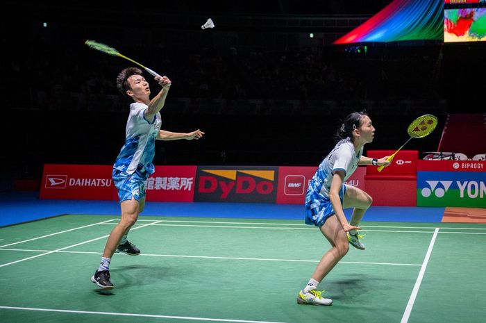 Pasangan ganda campuran China, Jiang Zhen Bang /Wei Ya Xin,  pada final Japan Open 2024 di Yokohama Arena, Kanagawa, Jepang, Minggu (25/8/2024).