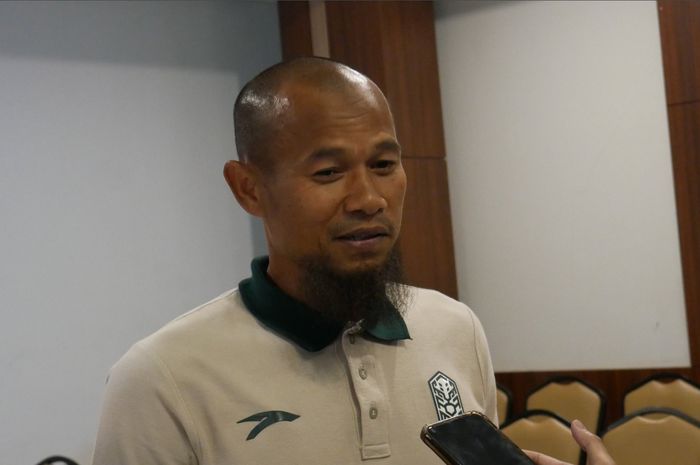 Kapten Nusantara United FC sekaligus mantan pemain Timnas Indonesia, Supardi Nasir, ketika ditemui saat acara perkenalan tim NUFC di Front One Hotel, Boyolali, Minggu (25/8/2024).