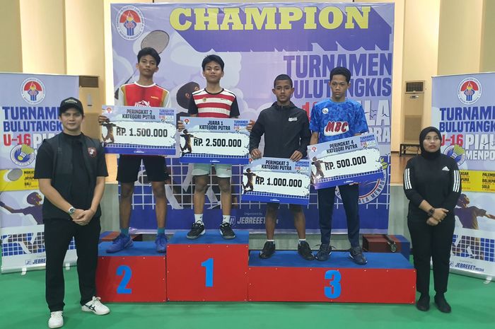 Kementrian Pemuda dan Olahraga Indonesia menggandeng JebreeetMedia dalam menggelar serangkaian Turnamen Badminton Piala Menpora U16. 