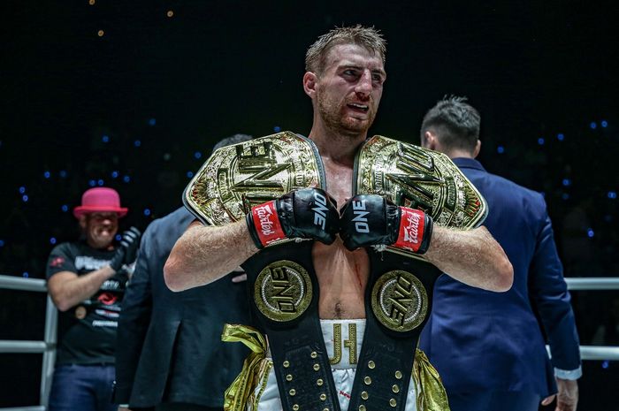 Juara kelas bantam Muay Thai dan kickboxing ONE Championship, Jonathan Haggerty, akan melakoni duel ulang melawan Superlek Kiatmoo9 di ONE 168: Denver.