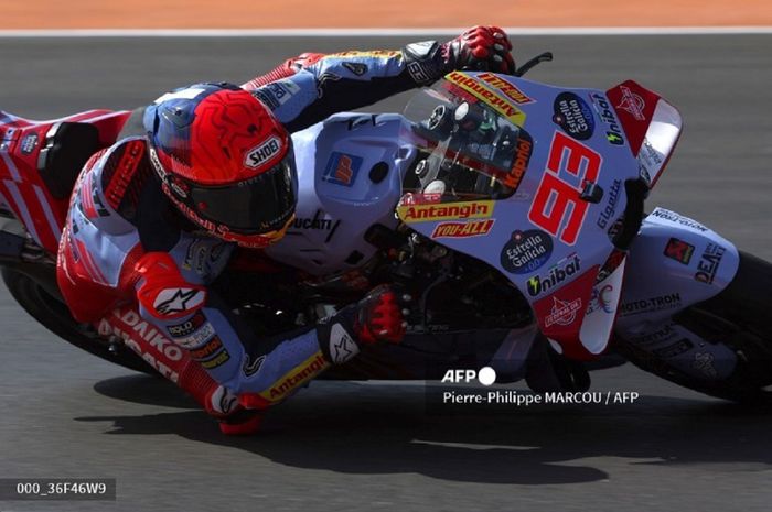 Pembalap Gresini Racing, Marc Marquez, saat beraksi pada sesi free practice MotoGP Aragon 2024 di Sirkuit Aragon, Alcaniz, Spanyol, Jumat (30/8/2024).