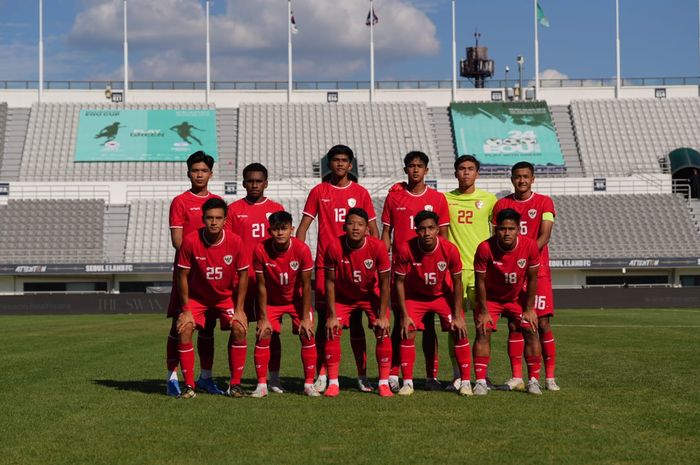 Skuad Timnas U-20 Indonesia dalam laga melawan Thailand di Seoul Earth On Us Cup 2024 di Mokdong Stadium, Seoul, Jumat (30/8/2024).