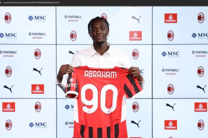 AC Milan resmi mendatangkan penyerang AS Roma, Tammy Abraham dengan status pinjaman satu musim penuh.