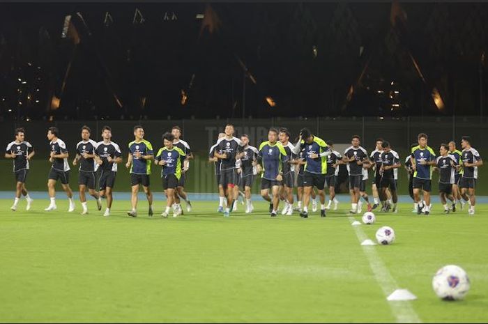 Sesi latihan timnas Indonesia jelang lawan Arab Saudi di King Abdullah Sport City, Jeddah pada Selasa (3/9/2024).