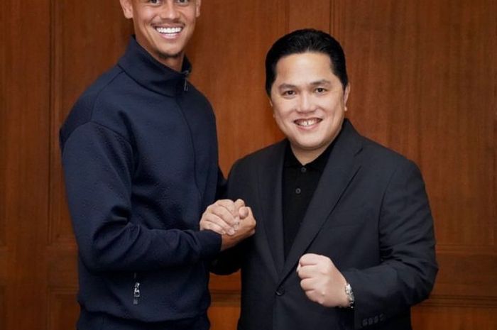 Ketua Umum PSSI, Erick Thohir, bersama Mees Hilgers