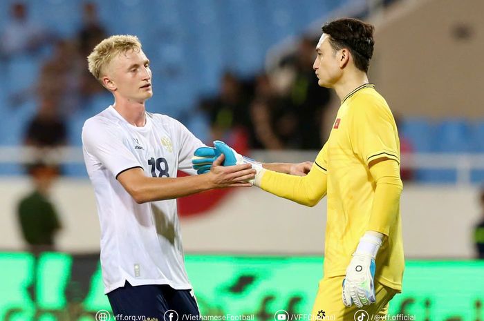 Kiper Timnas Vietnam Dang Van Lam menjadi sosok yang paling disorot ketika Golden Star Warriors kalah 0-3 dari Timnas Rusia, Kamis (5/9/2024).