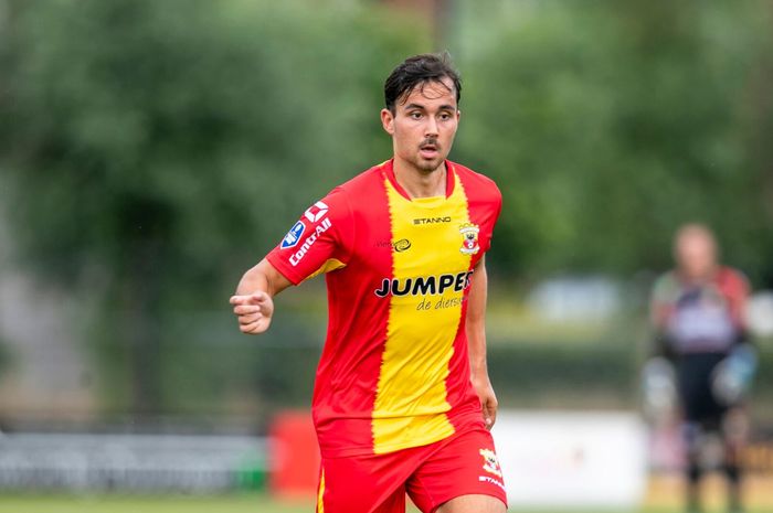 Pemain keturunan Malaysia yang membela Go Ahead Eagles, Mats Deijl.