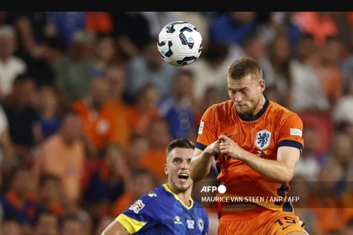 Matthijs de Ligt mendapat dua teguran saat membela Tim nasional Belanda, Manchester United memperoleh pekerjaan rumah yang semakin banyak.