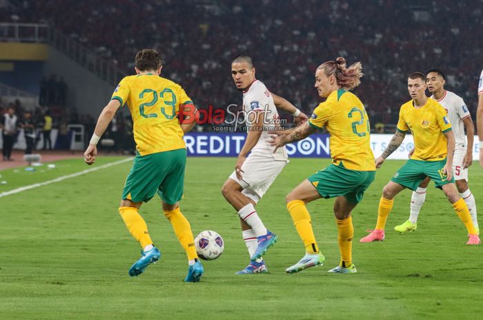 Timnas Indonesia kembali mematahkan prediksi media-media asing usai menahan imbang Australia 0-0.