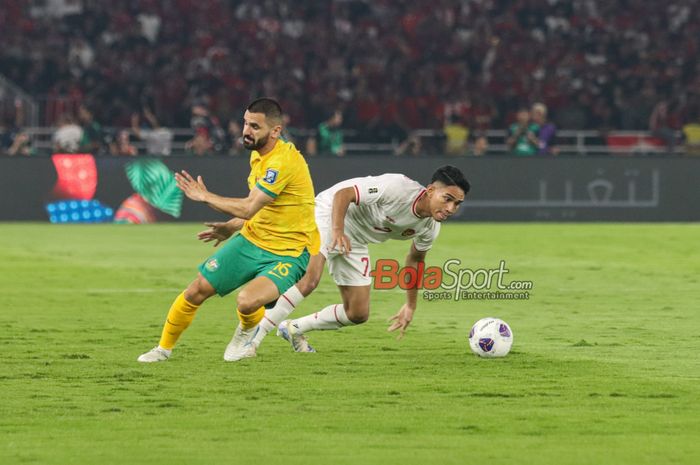 Marselino Ferdinan (kanan) mengaku lebih nyaman bermain di Inggris daripada di Belgia.