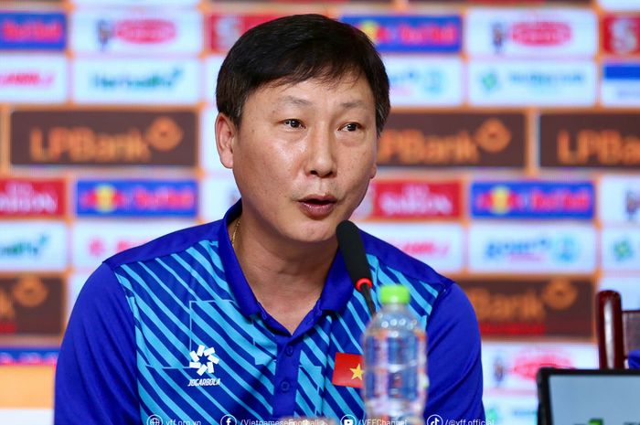 Pelatih Timnas Vietnam, Kim Sang-sik, dalam konferensi pers sebelum pertandingan persahabatan FIFA Matchday September 2024.