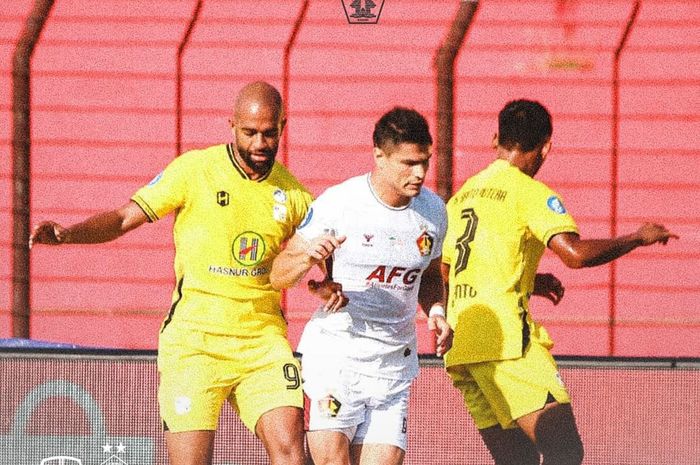 Suasana pertandingan Barito Putera vs Persik Kediri pada laga pekan keempat Liga 1 2024-2025 di Stadion Sultan Agung, Bantul, Yogyakarta, Sabtu (14/9/2024).