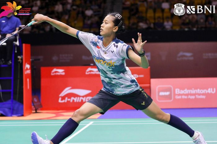 Tunggal putri Indonesia, Putri Kusuma Wardani, saat tampil pada final Hong Kong Open 2024 di Hong Kong Coliseum, Kowloon, Hong Kong, 15 September 2024.