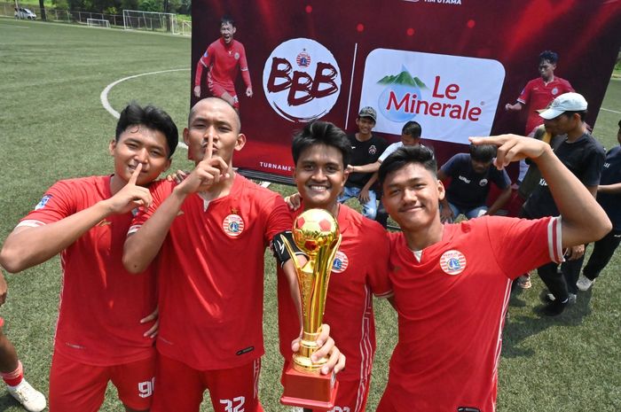 Persija Belajar Bola Bereng 2024. 