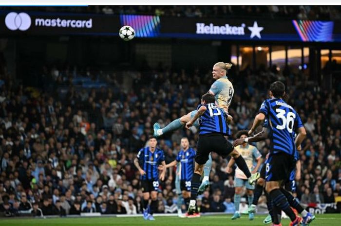 Erling Haaland tampil mejan saat Man City ditahan imbang 0-0 Inter Milan.