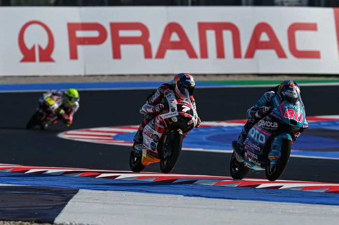 Kualifikasi Moto2 Emilia Romagna 2024 diwarnai momen apesnya pimpinan klasemen sementara, David Alonso hingga aksi luar biasa pembalap Honda Team Asia.