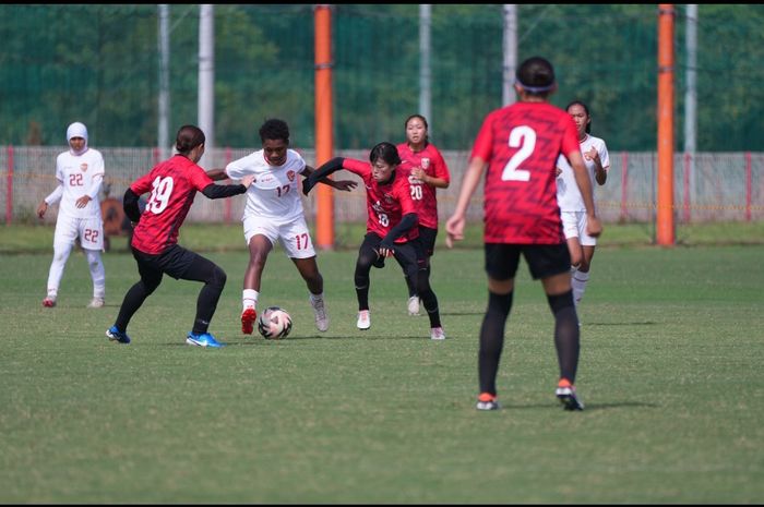 Uji coba antara timnas Wanita Indonesia vs Urawa Reds Ladies di Jepang, Kamis (26/9/2024).